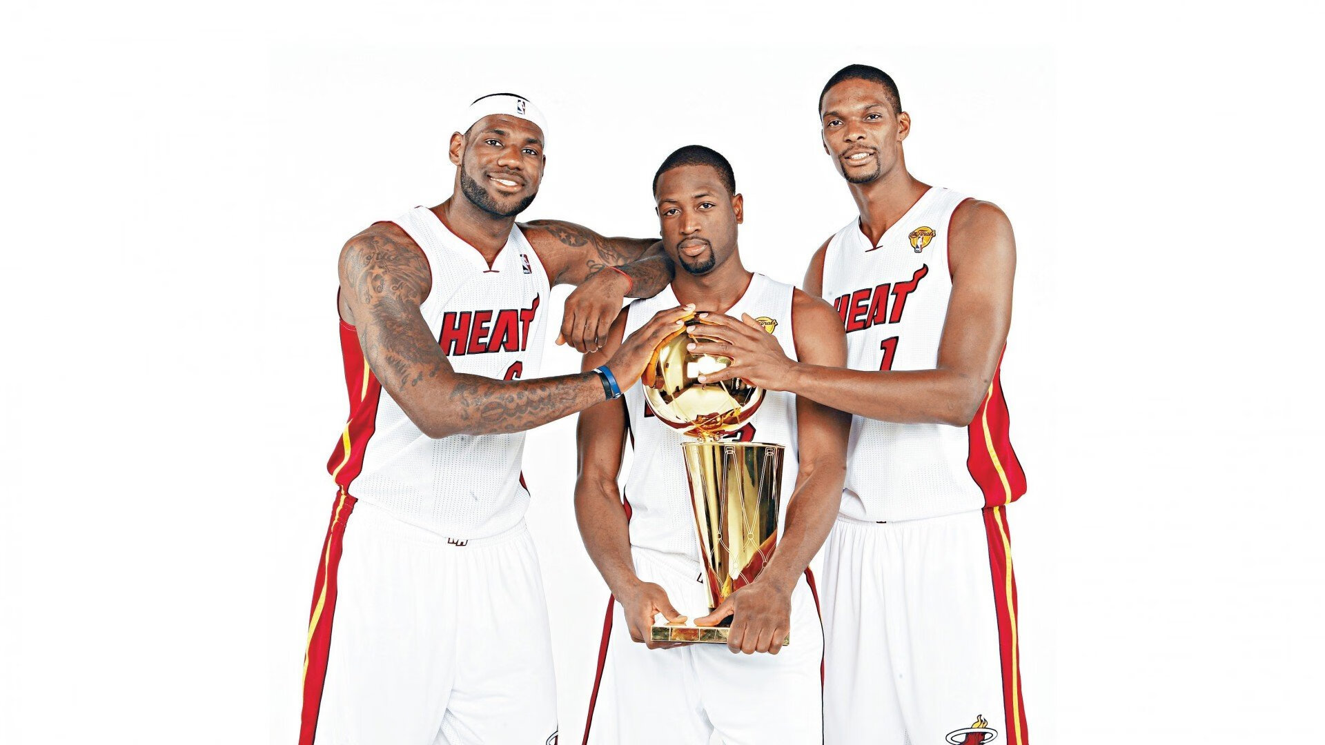 欧冠三队全胜,冠军归属尚无定论,欧冠3连冠